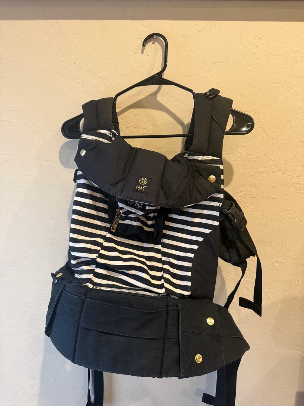 Lillebaby Lille Baby Complete Baby All Seasons 6 in 1 Black White Stripe